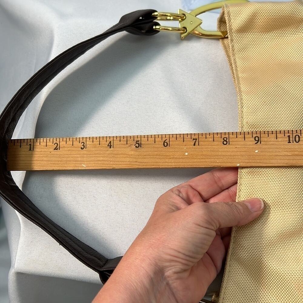 Braciano soft shoulder bag with gold hardware and brown leather purse strap - Picture 6 of 9